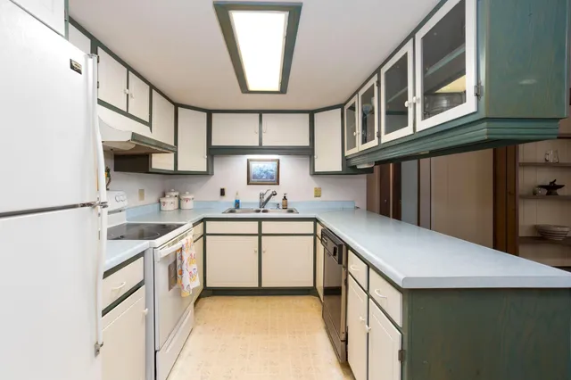 $645,000 | 1516 Twin Springs Road, Houlton, WI 54082