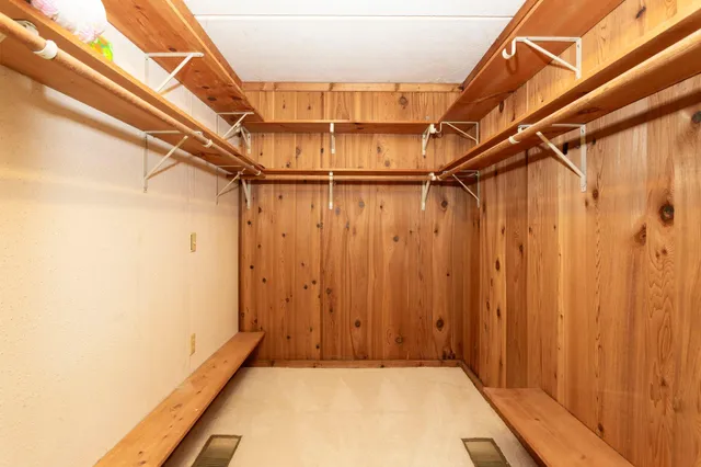 $645,000 | 1516 Twin Springs Road, Houlton, WI 54082