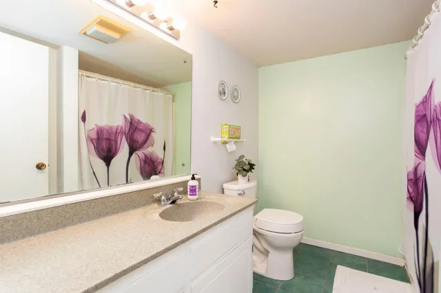 $645,000 | 1516 Twin Springs Road, Houlton, WI 54082