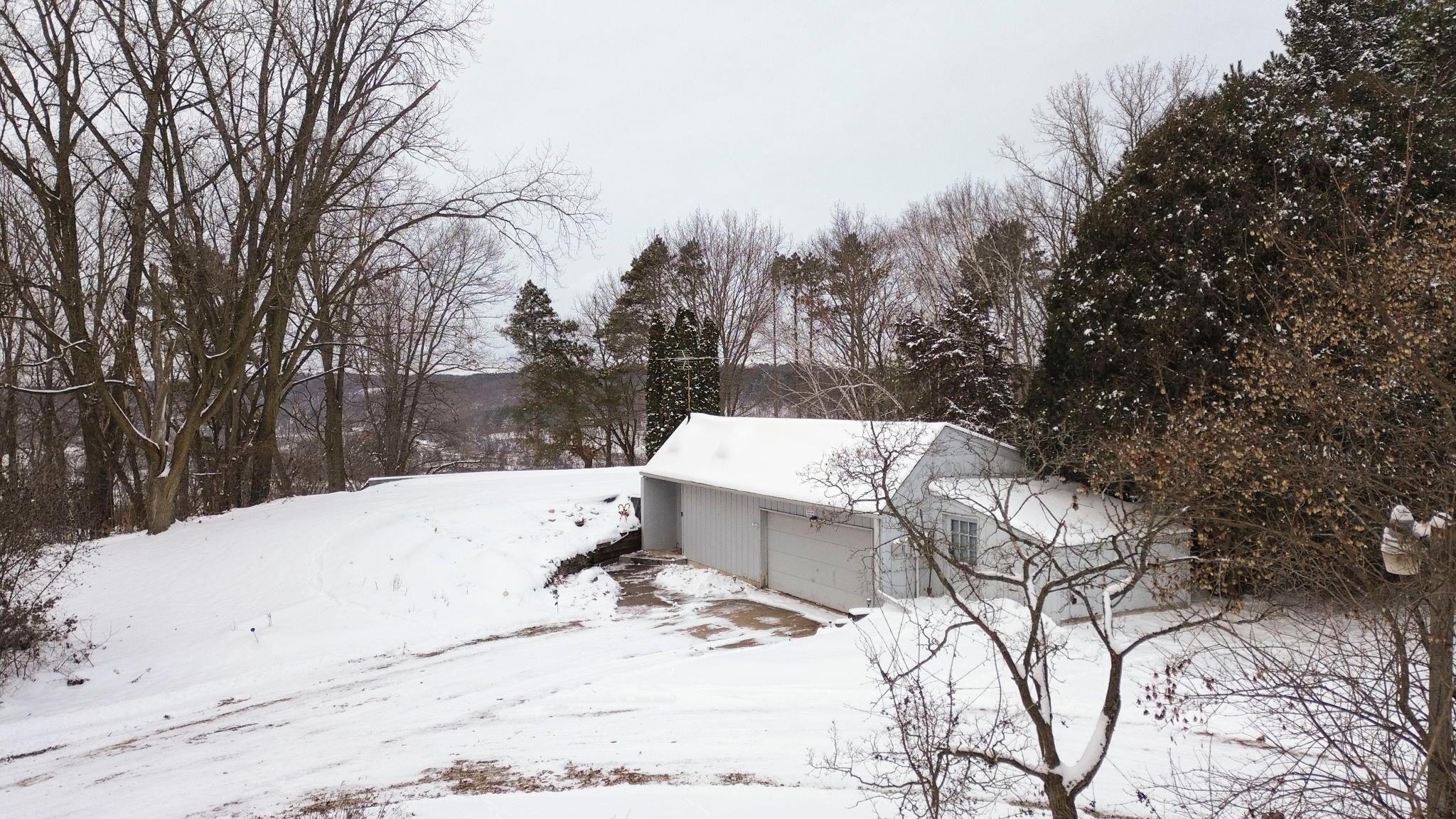 1516 Twin Springs Road Houlton, WI 54082 - Photo 7 of 57