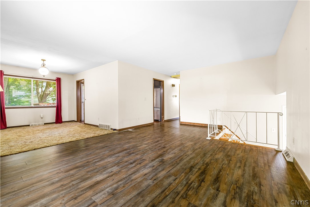 8276 Winchester Drive Rome, NY 13440 - Photo 4 of 31