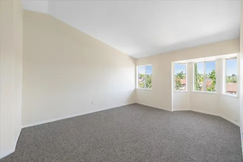$965,000 | 1726 Las Palmas Lane, Escondido, CA 92026