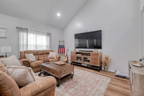 $360,000 | 401 Coleto Crk Loop, Kyle, TX 78640