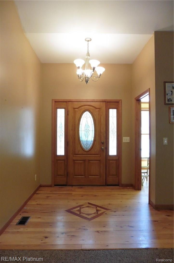 4320 Center Road Linden, MI 48451 - Photo 4 of 25 Foyer.2