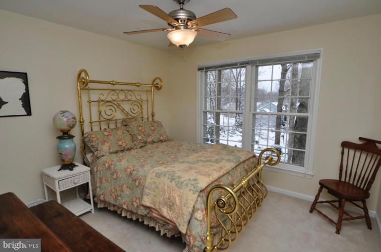 11604 Deer Forest Road Reston, VA 20194 - Photo 14 of 22 Bedroom #3
