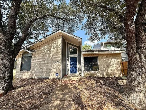 $228,900 | 2401 Memorial Drive, Bryan, TX 77802