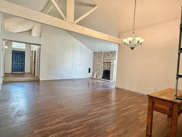 $228,900 | 2401 Memorial Drive, Bryan, TX 77802