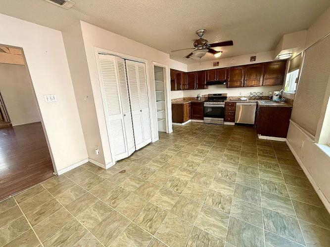 2401 Memorial Drive Bryan, TX 77802 - Photo 19 of 21