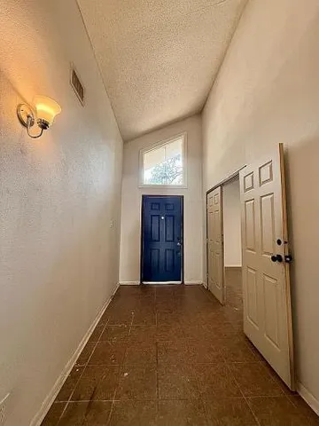 $228,900 | 2401 Memorial Drive, Bryan, TX 77802