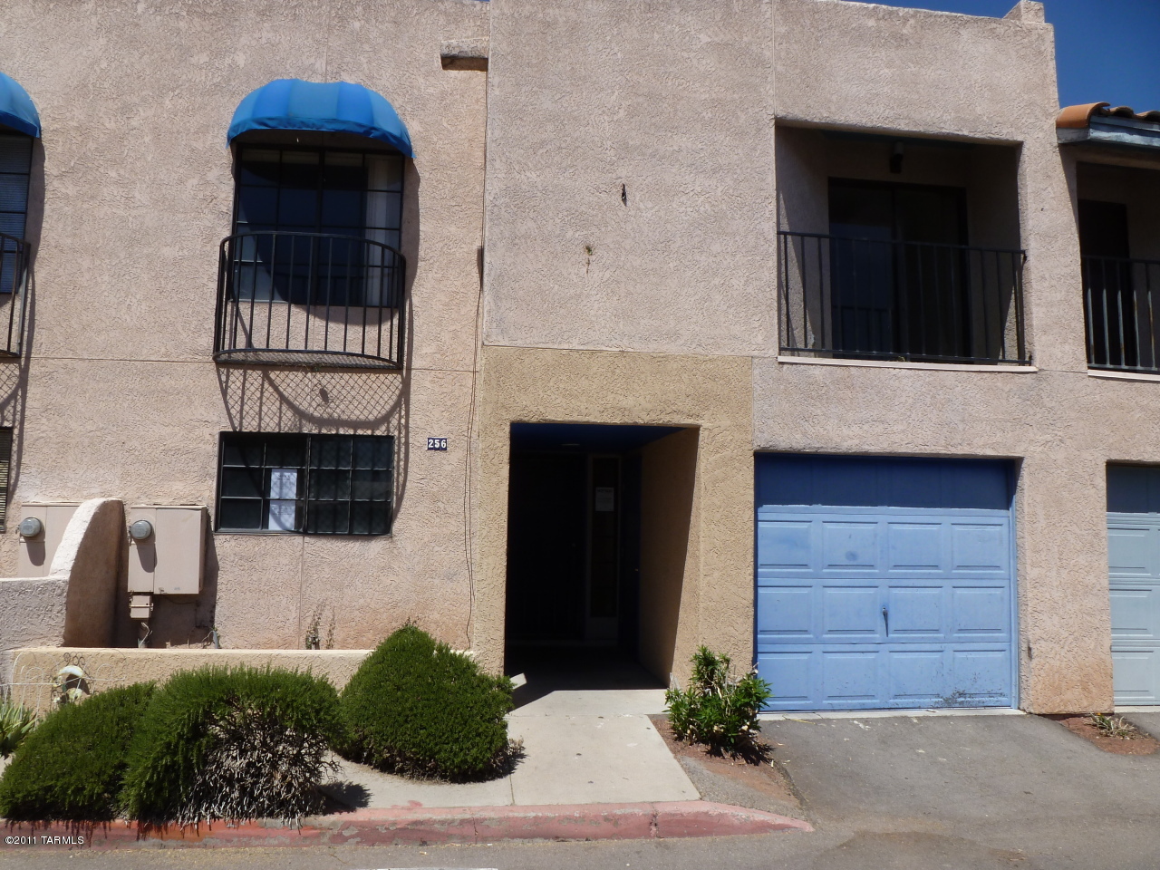 256 East Pastime Road Tucson, AZ 85705 - Photo 1 of 29