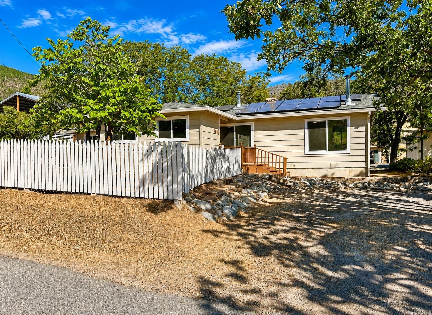 9001 Guys Gulch Road Yreka, CA 96097 - Photo 35 of 38 Gallery Image 35