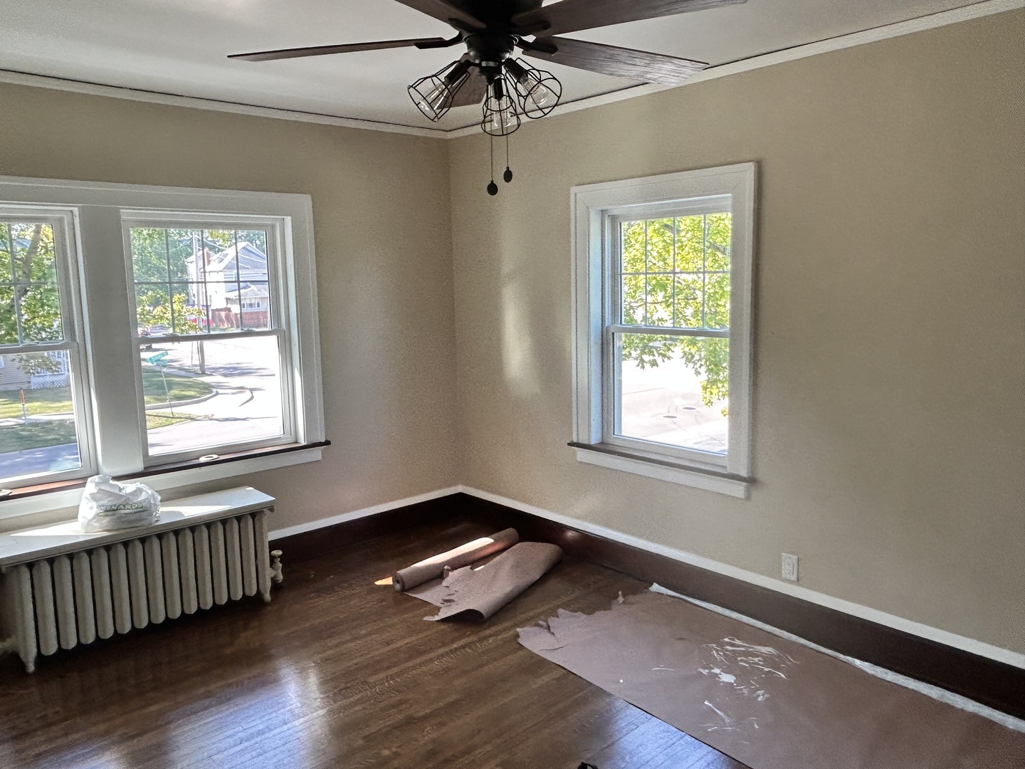 200 East Dakota Street Spring Valley, IL 61362 - Photo 18 of 23 a living room with wooden floor and windows