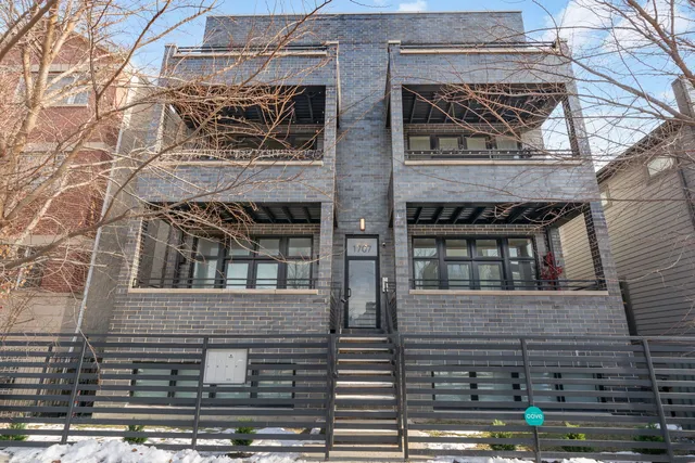 $575,000 | 1705 South Jefferson Street, Unit 1N, Chicago, IL 60616