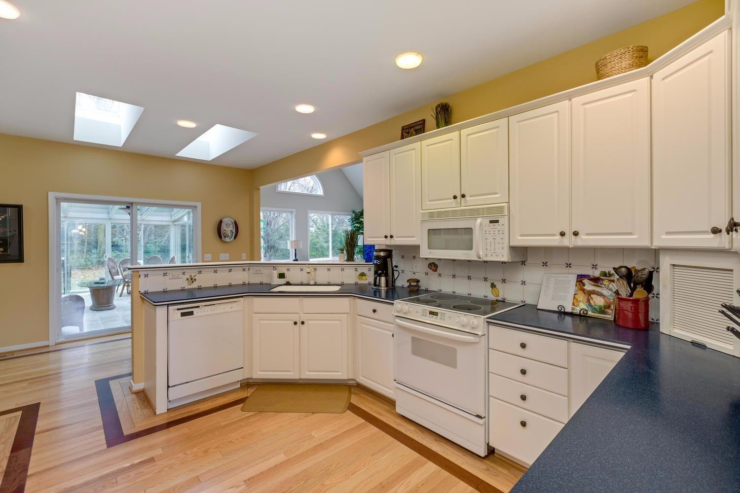 464 Hunters Ridge Drive Saline, MI 48176 - Photo 7 of 10 Photo 7