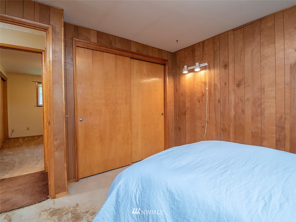 17371 Southeast 133rd Street Renton, WA 98059 - Photo 11 of 22 a view of empty room with wooden floor