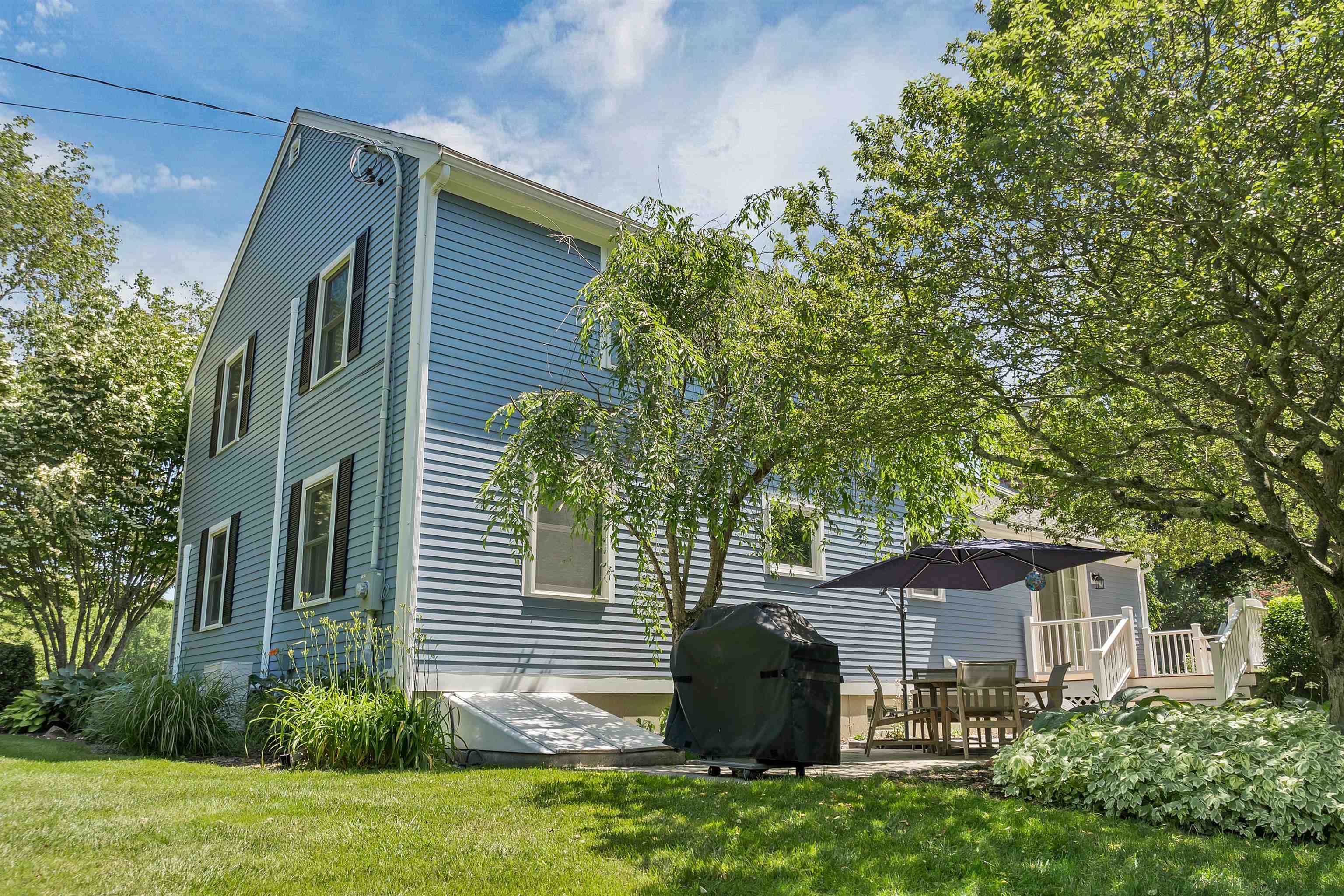 2 Chase Lane Stratham, NH 03885 - Photo 4 of 56