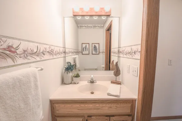 $525,000 | 12141 Fantail Road, Royalton, MN 56373