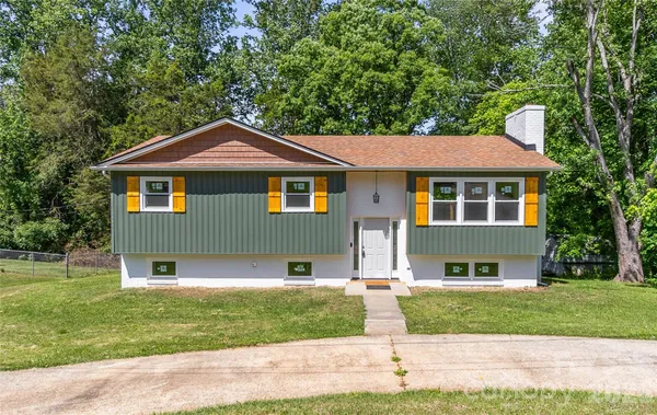 $328,900 | 2474 Cedar Valley Drive, Conover, NC 28613