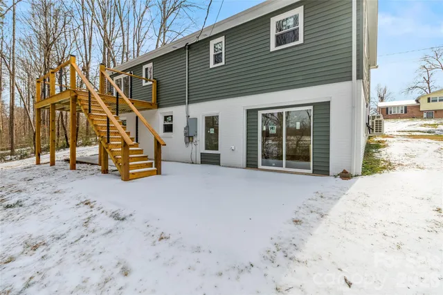 $374,900 | 2474 Cedar Valley Drive, Conover, NC 28613