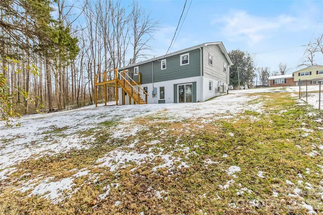 $374,900 | 2474 Cedar Valley Drive, Conover, NC 28613