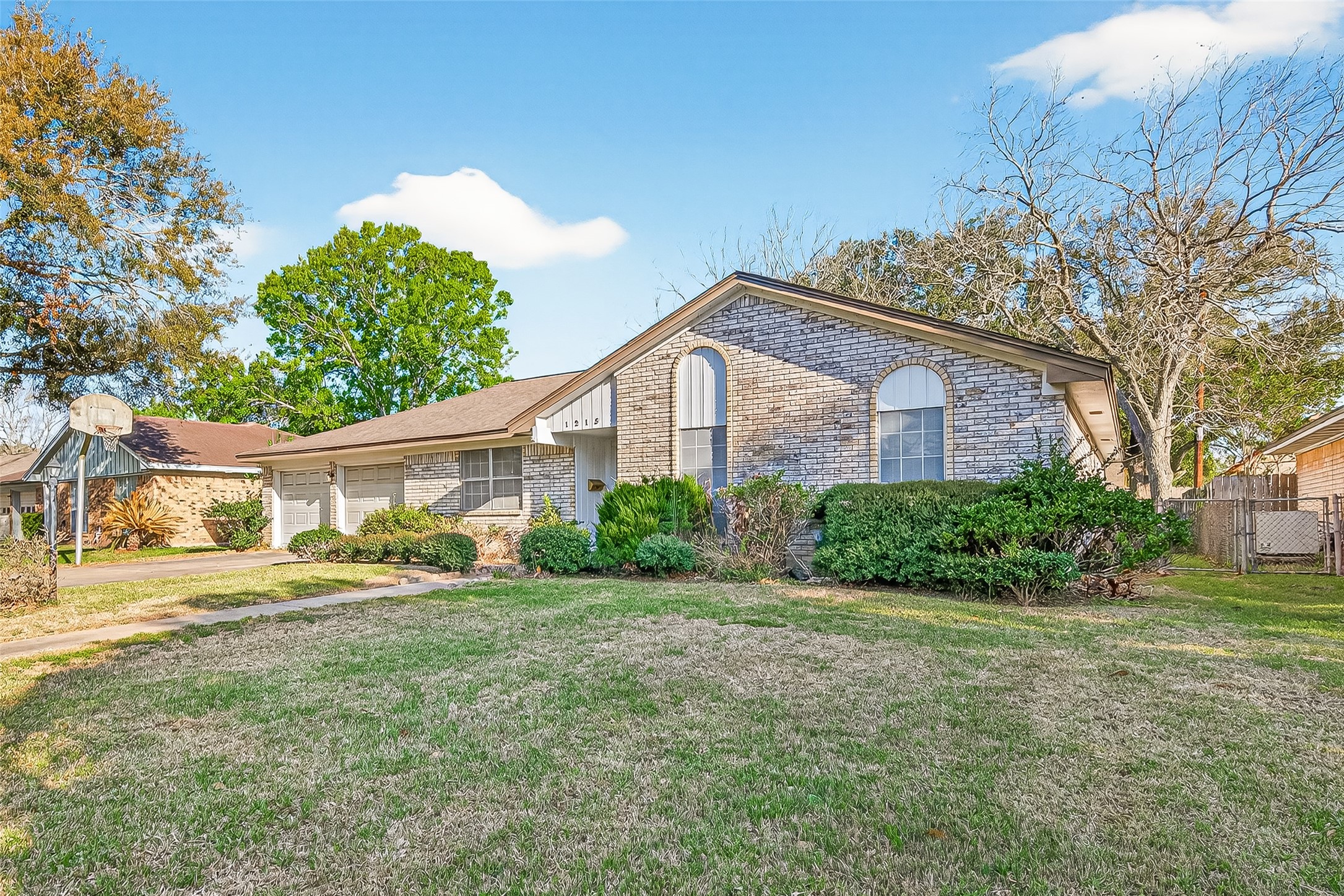 1215 Easy Street Rosenberg, TX 77471 - Photo 3 of 48 Front Exterior