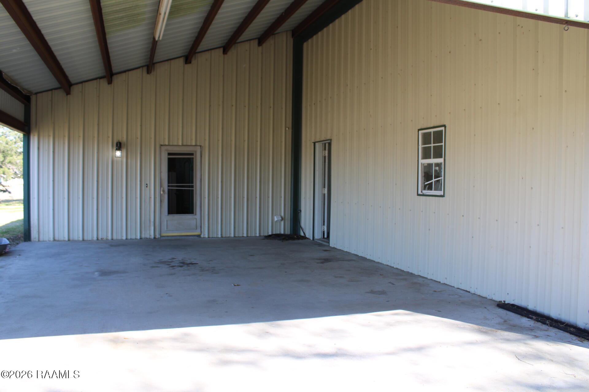 1065 Harry Huval Road Breaux Bridge, LA 70517 - Photo 3 of 18 IMG_1204