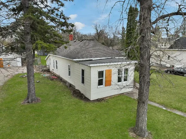 $89,000 | 126 North Tousley Avenue, New York Mills, MN 56567