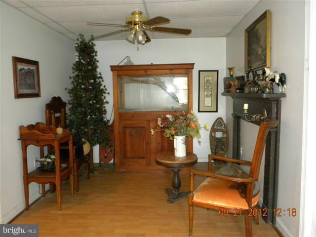 1805 Albert Rill Road Hampstead, MD 21074 - Photo 13 of 30 Family Room