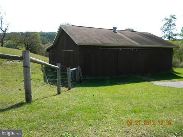 1805 Albert Rill Road Hampstead, MD 21074 - Photo 14 of 30 BARN & STABLE