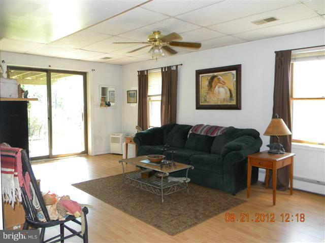 1805 Albert Rill Road Hampstead, MD 21074 - Photo 23 of 30 Family Room