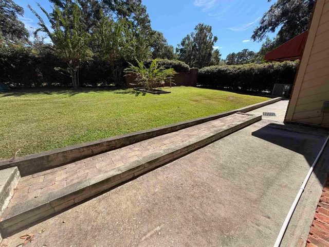 $2,050 | 3207 Shamrock Street East, Unit 33, Tallahassee, FL 32309