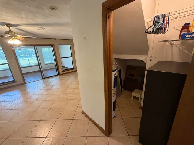 $2,050 | 3207 Shamrock Street East, Unit 33, Tallahassee, FL 32309