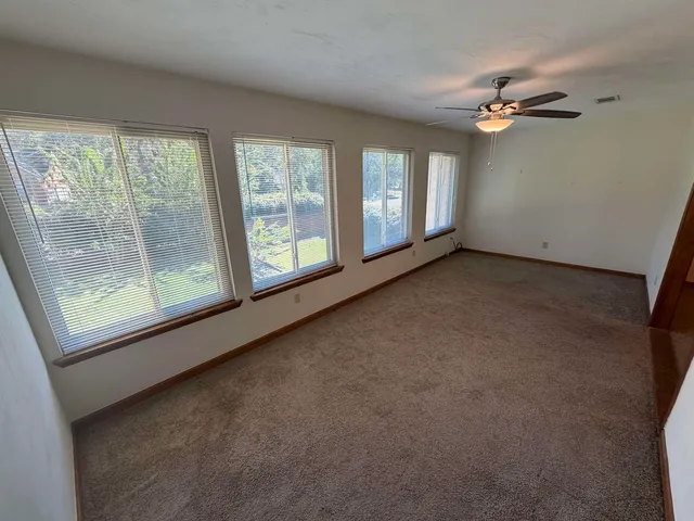 $2,050 | 3207 Shamrock Street East, Unit 33, Tallahassee, FL 32309