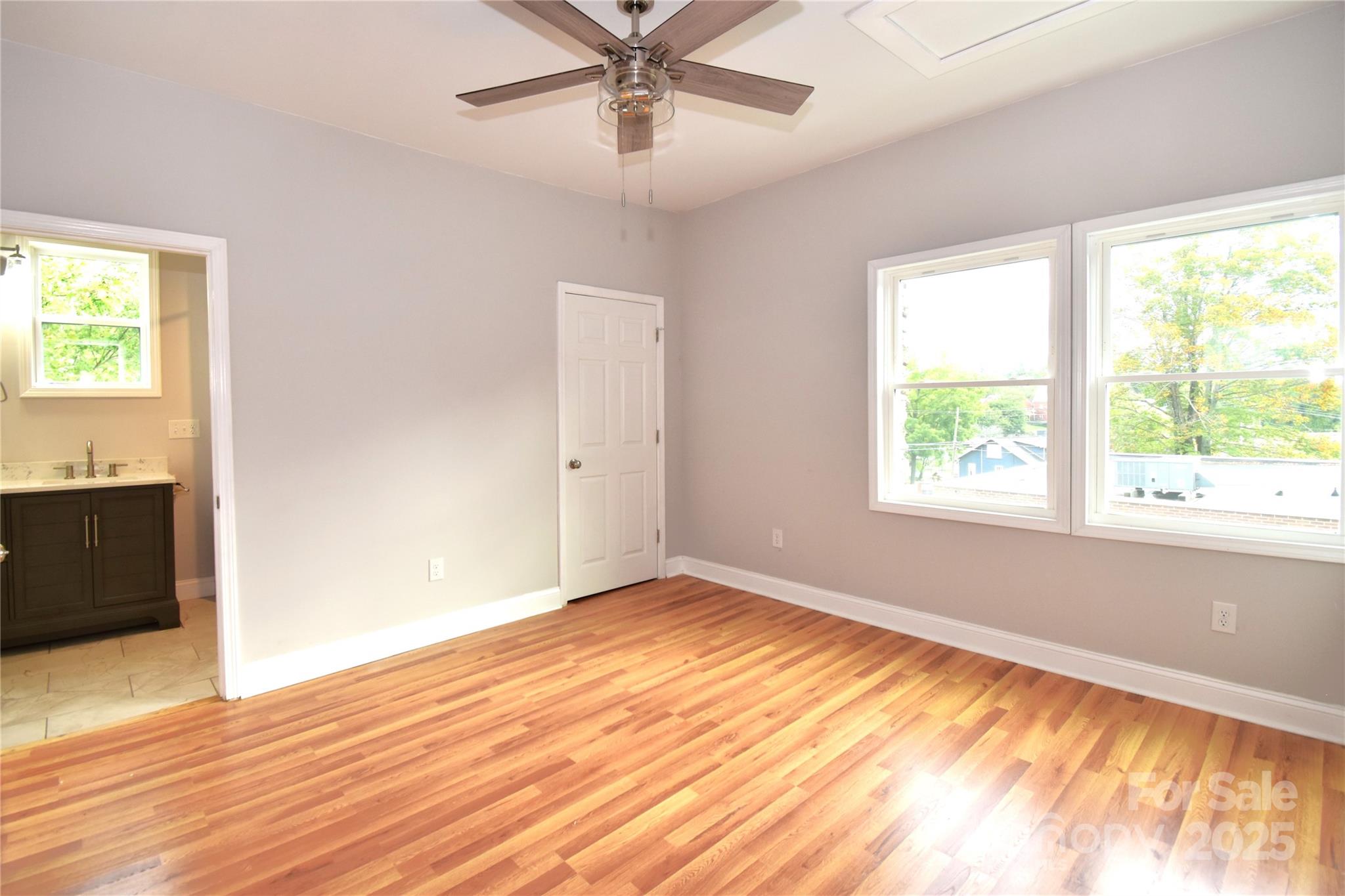 223 North Main Street Canton, NC 28716 - Photo 20 of 38