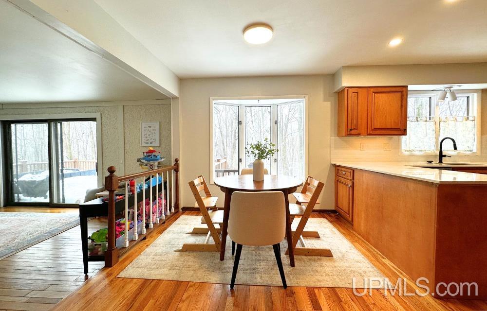 1041 Allouez Road Marquette, MI 49855 - Photo 13 of 38