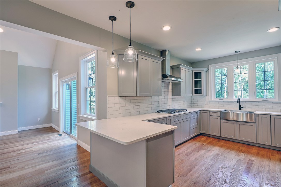 52 Pine Swamp Road Cumberland, RI 02864 - Photo 7 of 30