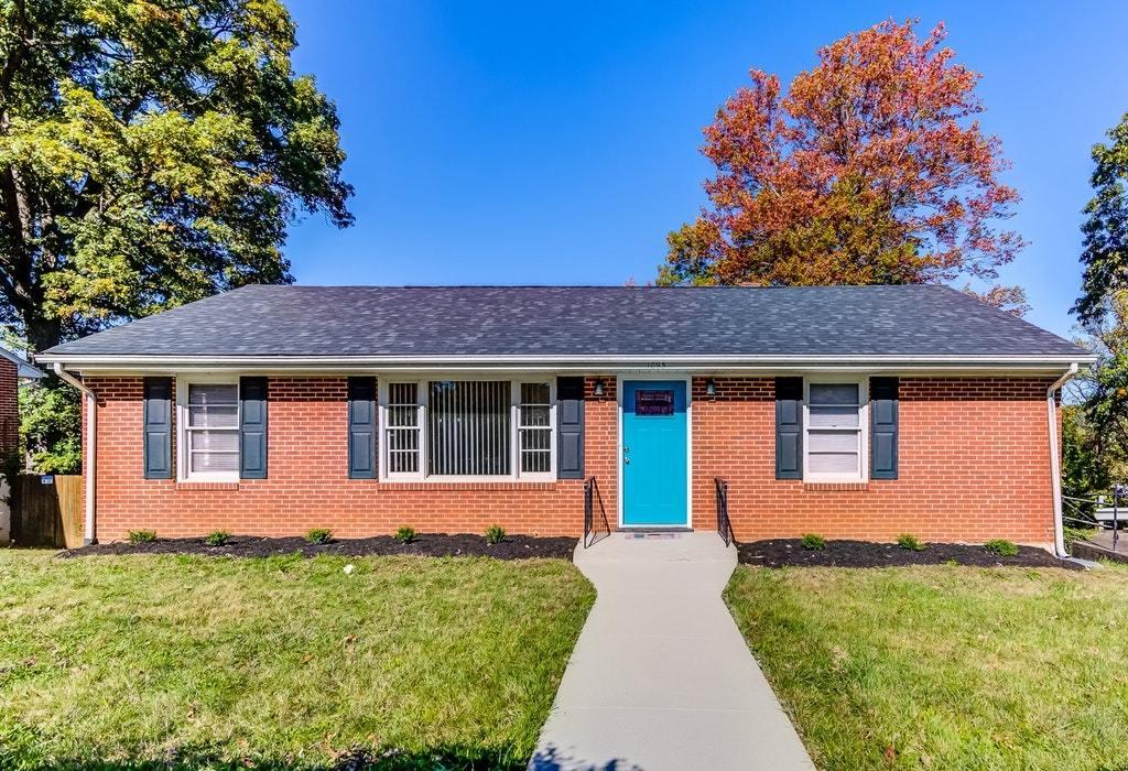 1095 Glenn Ridge Road Northwest Roanoke, VA 24017 - Photo 1 of 24 wide_30-1095 Glenn Ridge Rd-5-2_8349651