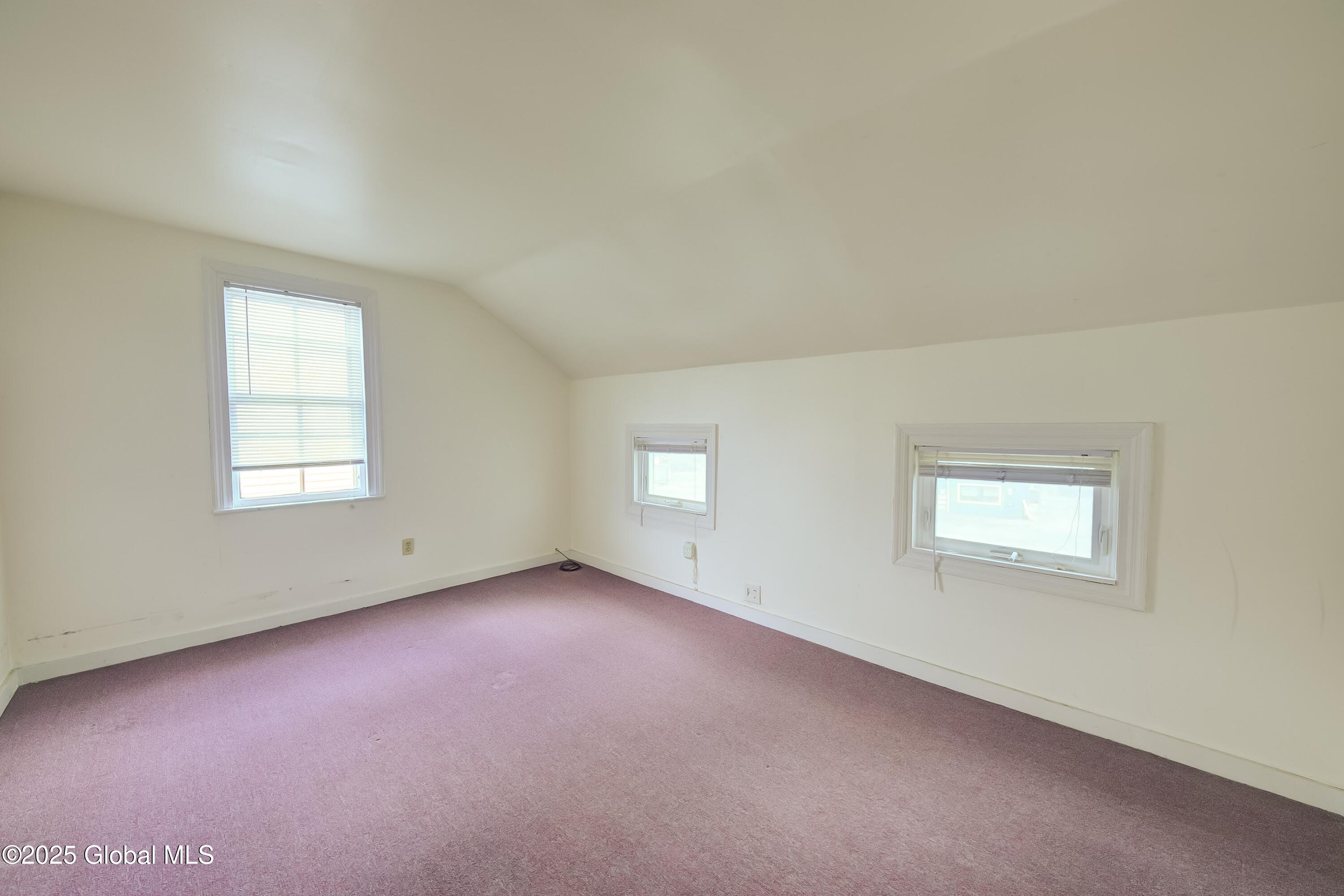 147 Parker Hall Road Kinderhook, NY 12130 - Photo 19 of 39 147 Park Hall-34