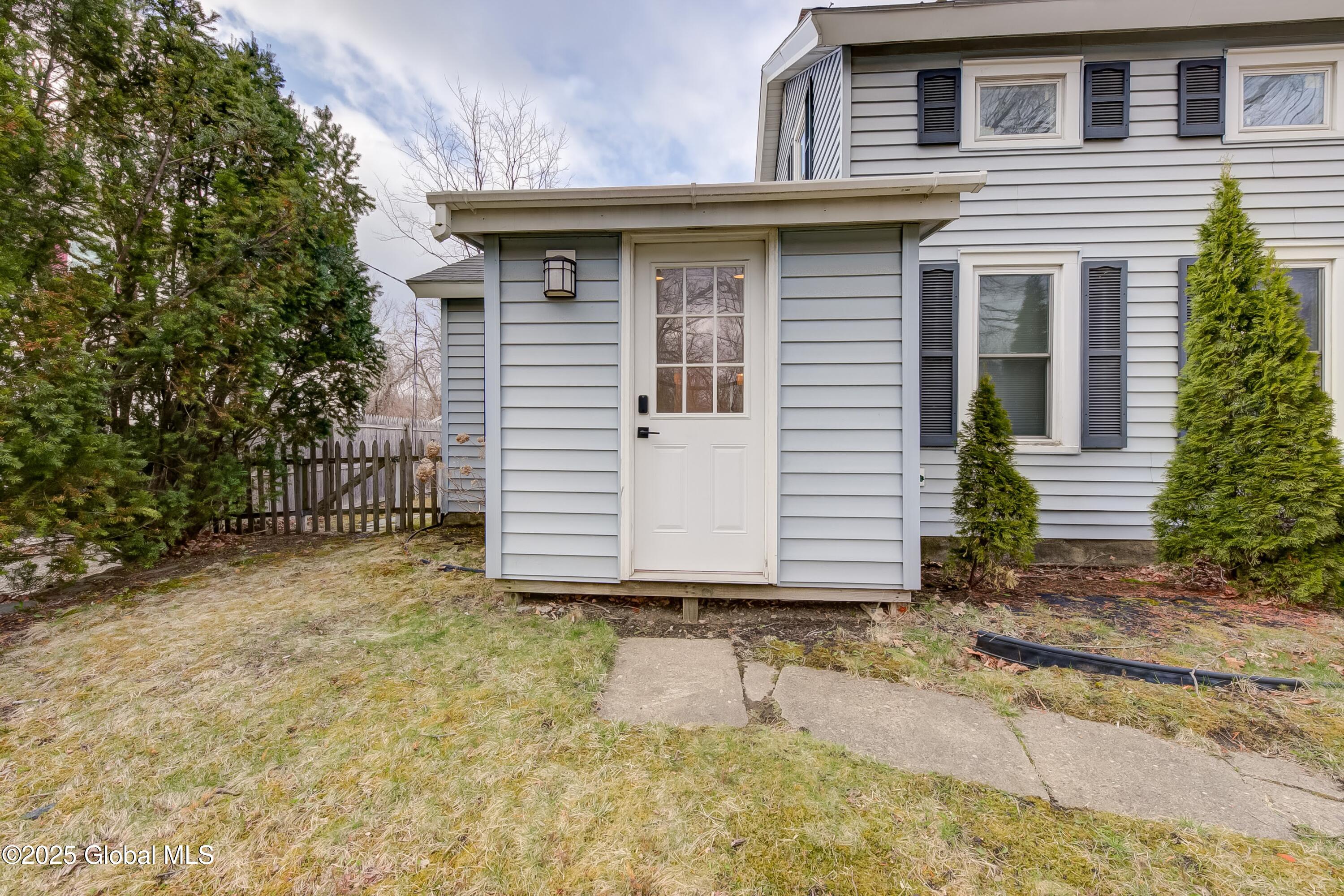 147 Parker Hall Road Kinderhook, NY 12130 - Photo 21 of 39 147 Park Hall-36