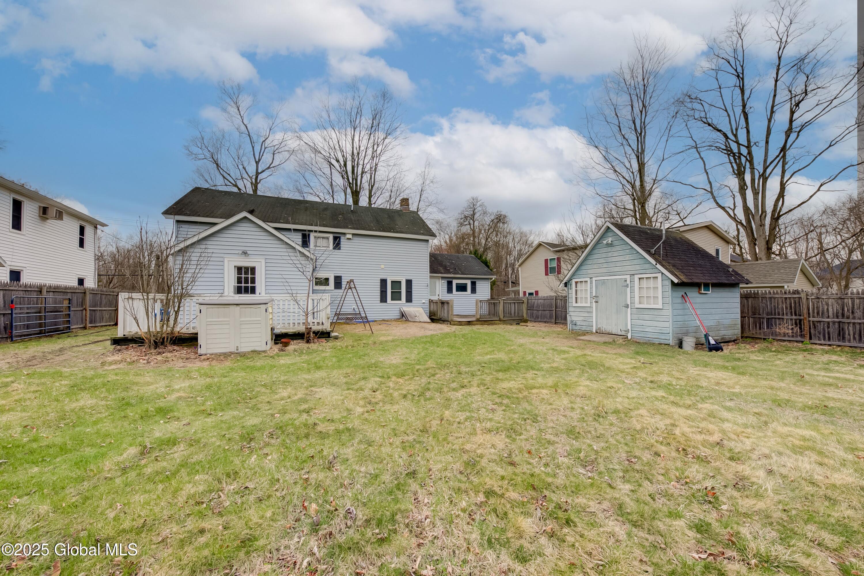 147 Parker Hall Road Kinderhook, NY 12130 - Photo 5 of 39 147 Park Hall-12