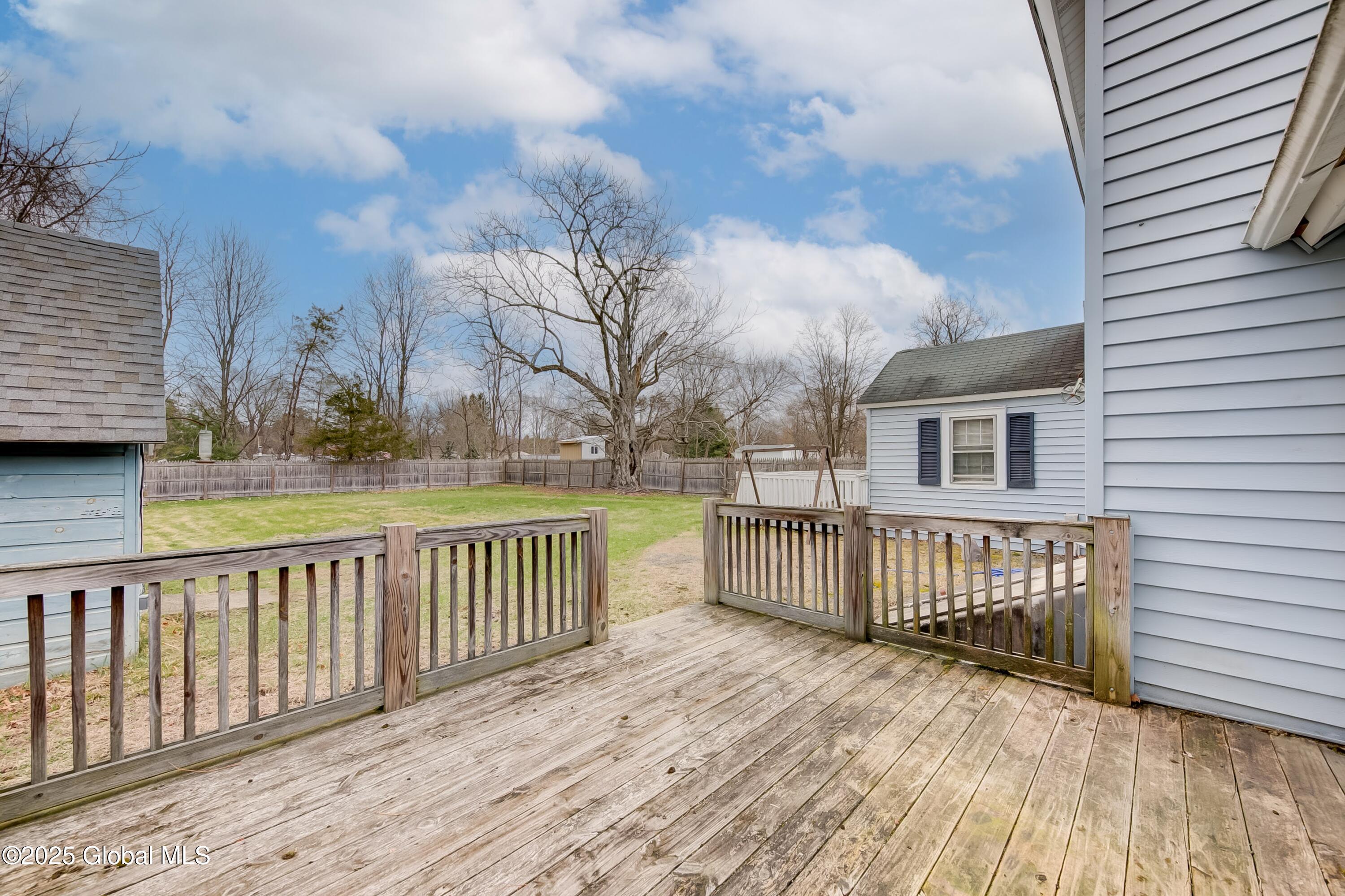 147 Parker Hall Road Kinderhook, NY 12130 - Photo 7 of 39 147 Park Hall-15