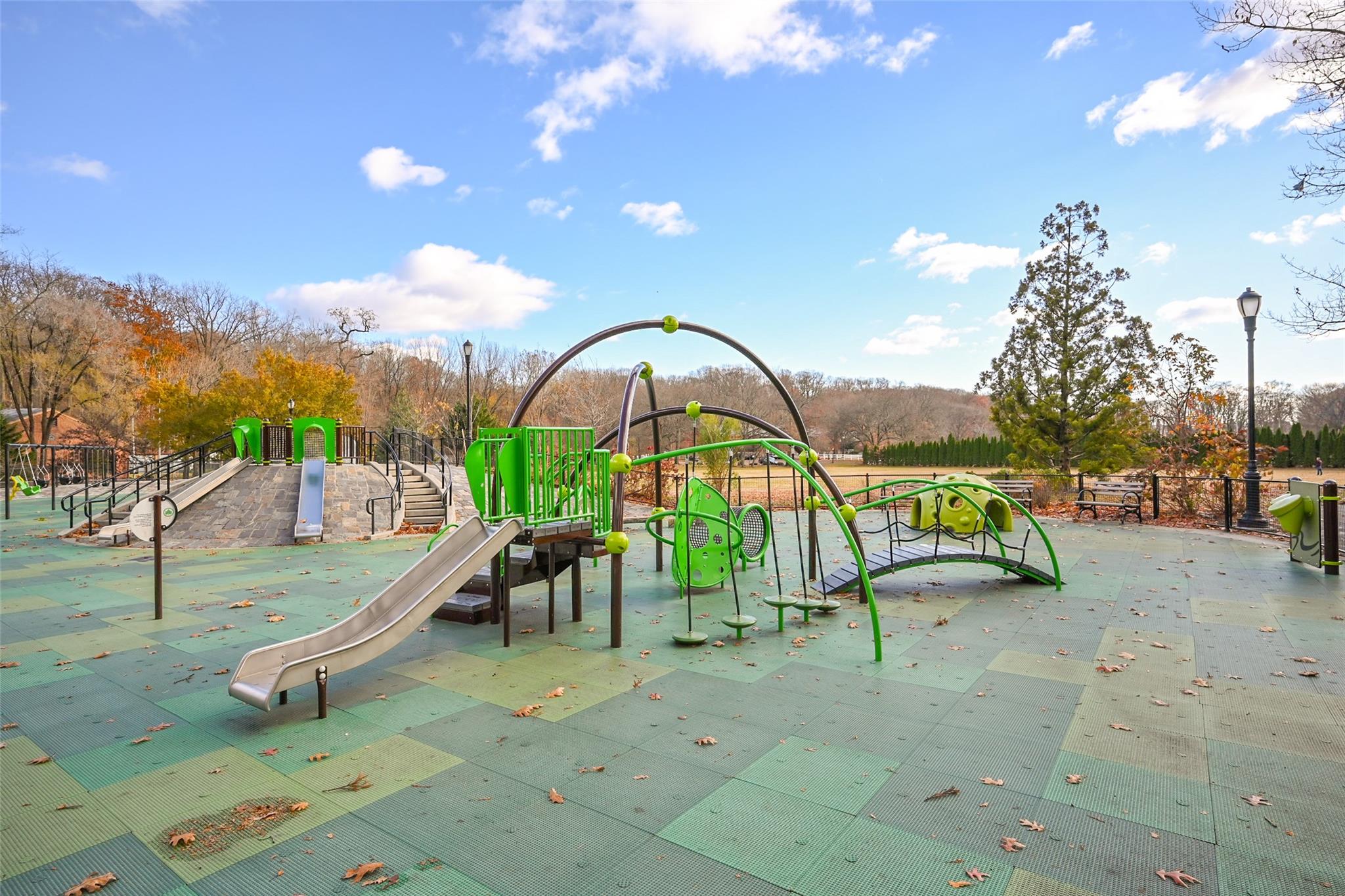 6535 Broadway, Unit 6A Bronx, NY 10471 - Photo 20 of 26 View of playground