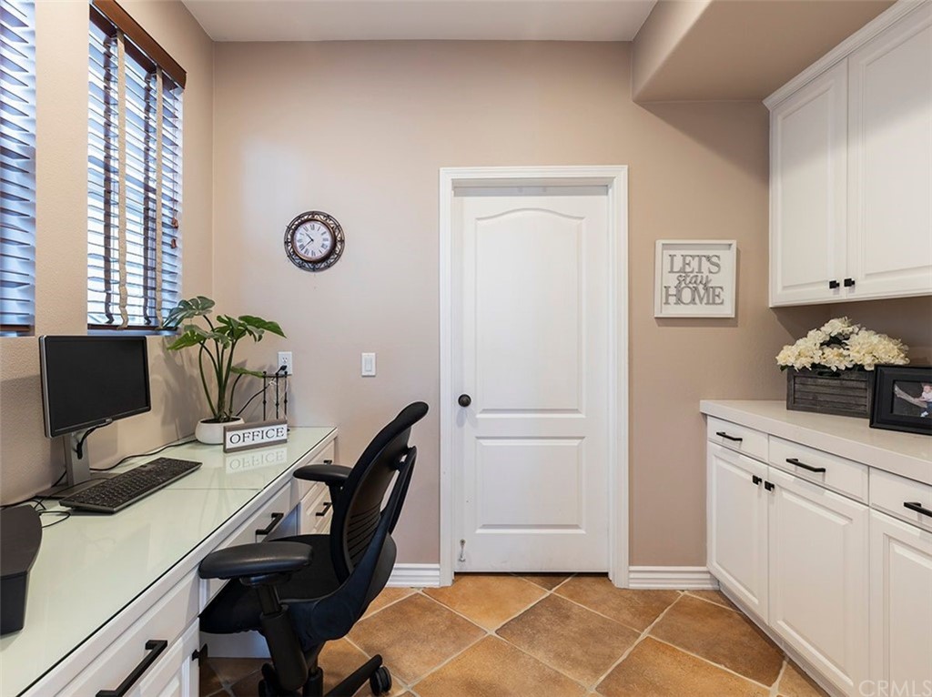 517 Via El Risco San Clemente, CA 92673 - Photo 15 of 51 a workspace with furniture and window