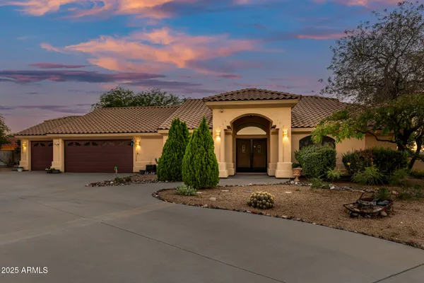 $849,000 | 35665 Caballero Drive, Wickenburg, AZ 85390