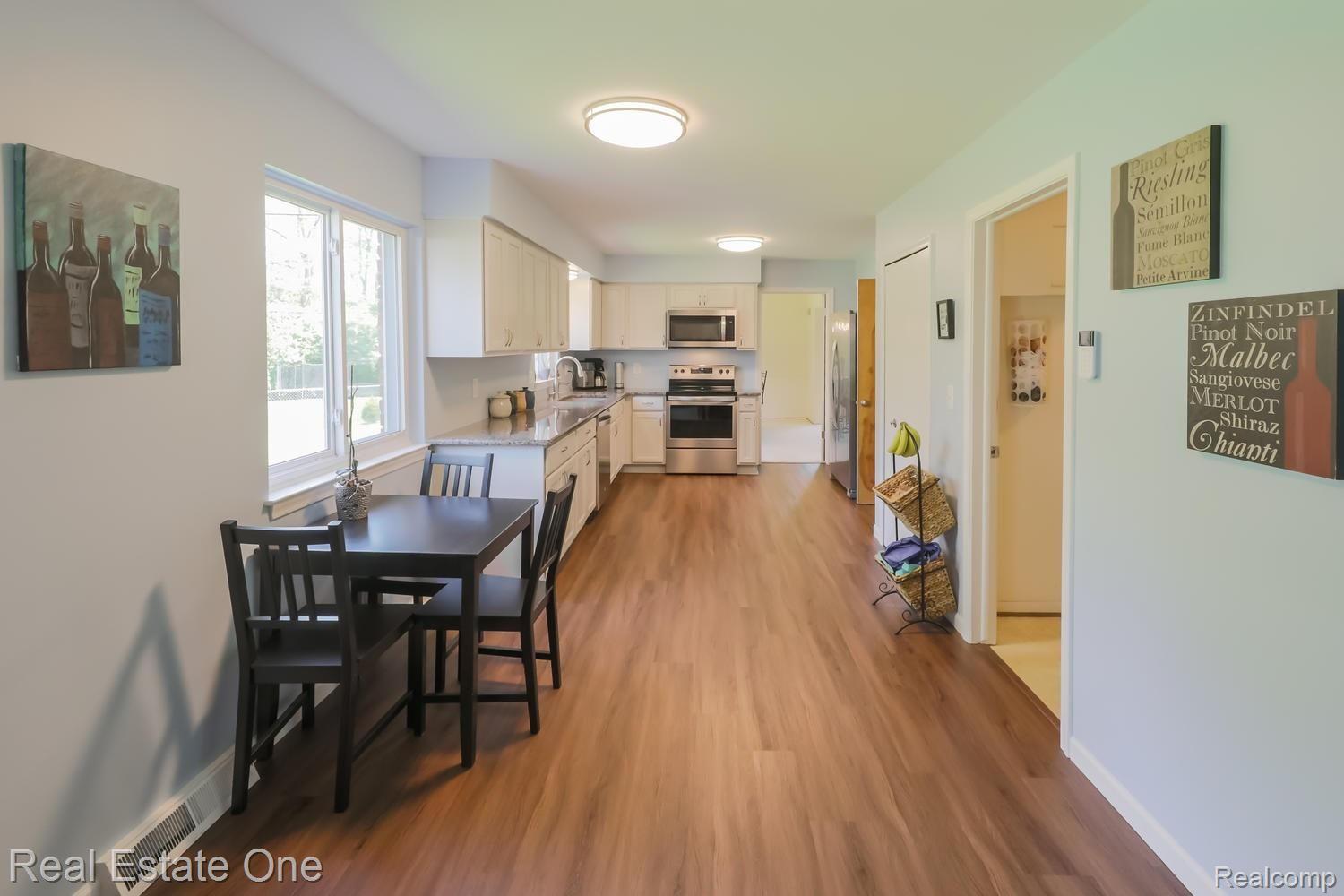 1059 Alter Road Bloomfield Hills, MI 48304 - Photo 17 of 43 1059 Alter Rd Bloomfield Hills-large-019-001-untitled 19 of 42-1500x1000-72dpi.jpg