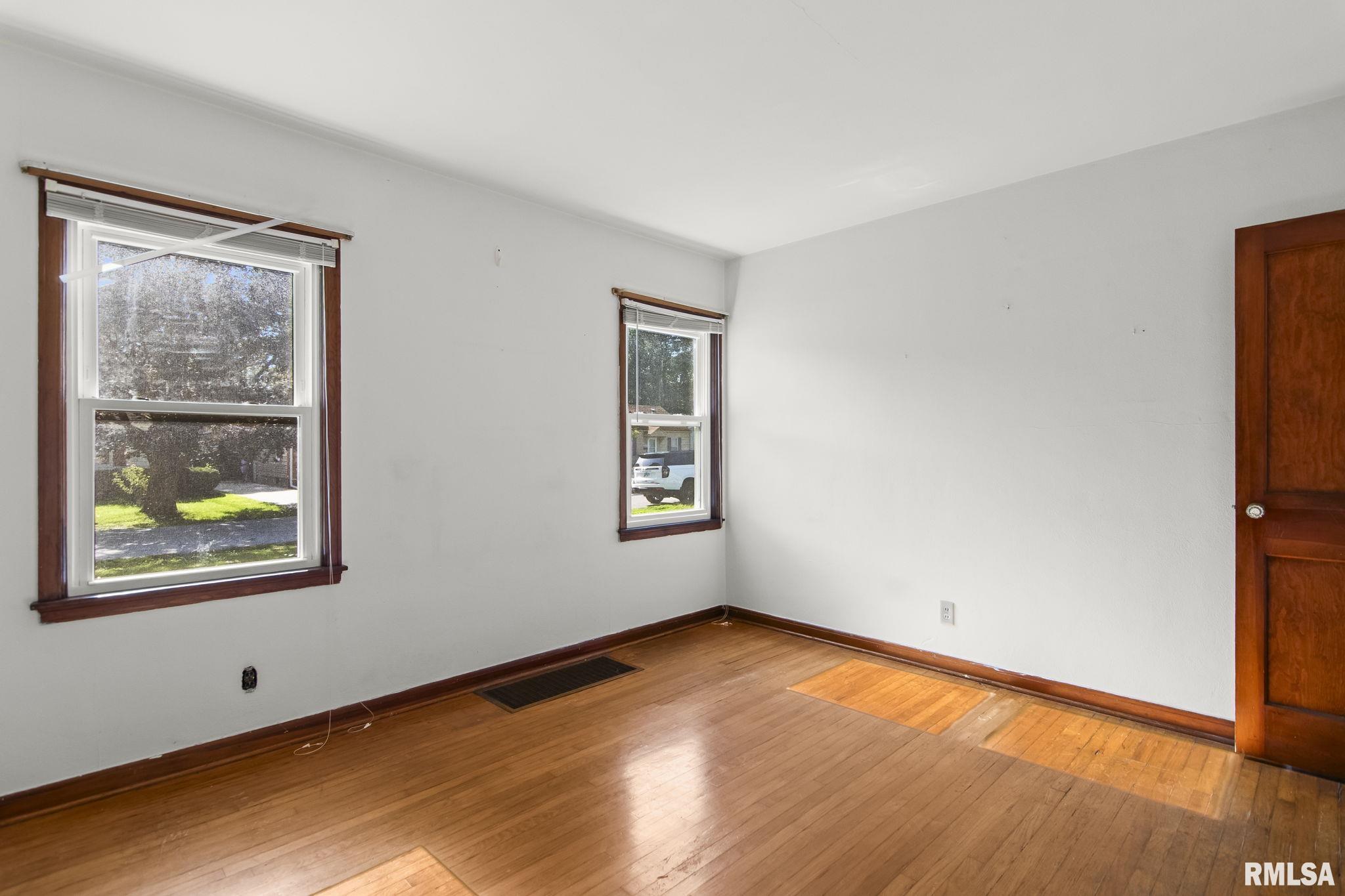 3219 Butler Street Springfield, IL 62703 - Photo 13 of 36
