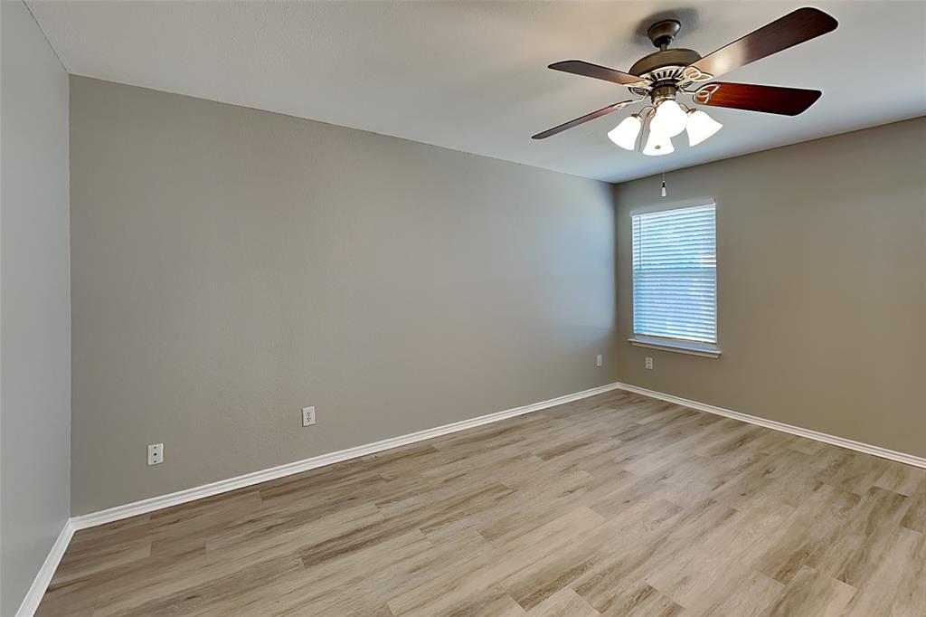 13717 Canyon Ranch Road Fort Worth, TX 76262 - Photo 9 of 18 Gallery Image 9