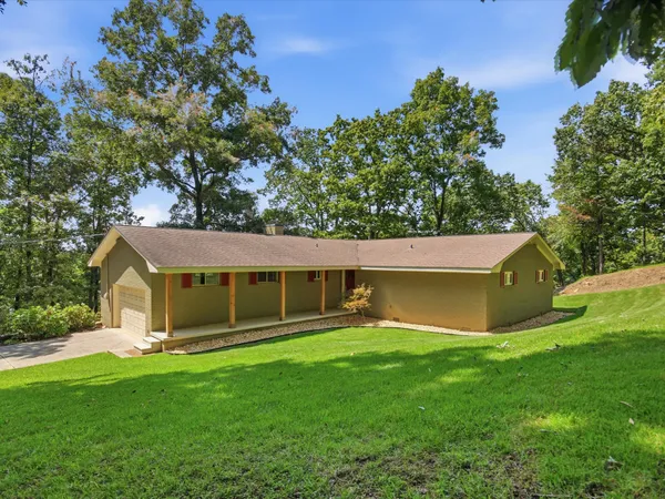 $775,000 | 334 Echo Lane, Killen, AL 35645