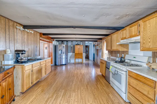 $140,000 | 303 North 19th Street, Carrizo Springs, TX 78834