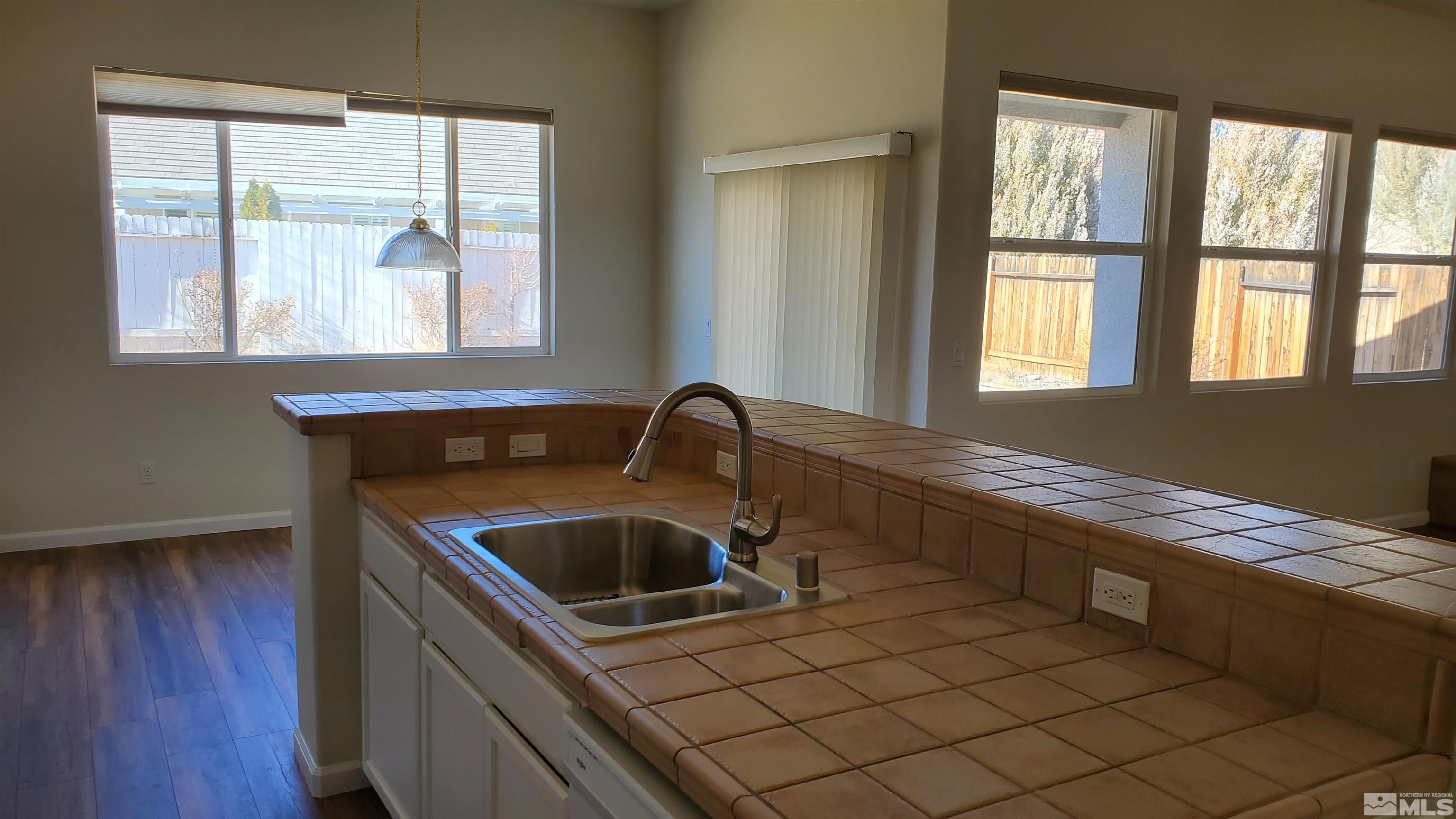 10655 Sterling Ridge Way Reno, NV 89521 - Photo 5 of 18 Photo 5